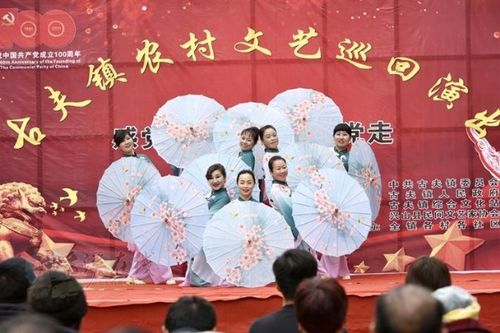 湖北宜昌古夫镇挖掘整理民间文化,组织文艺演出队伍 村里的戏台有看头